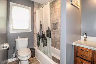 31 Woodview Ave, Woodbridge Township, NJ 08863 - Photo 15