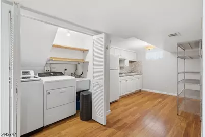 42 Sandy Hill Rd, Westfield, NJ 07090 - Photo 33