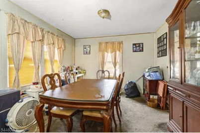 37 Newfield St, East Orange, NJ 07017 - Photo 9