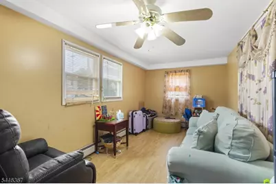 37 Newfield St, East Orange, NJ 07017 - Photo 3