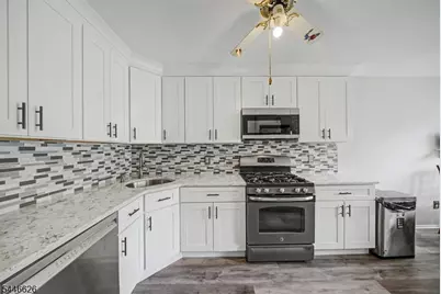 1404 Moonlight Ct, Washington Township, NJ 07840 - Photo 5
