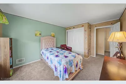 1404 Moonlight Ct, Washington Township, NJ 07840 - Photo 25