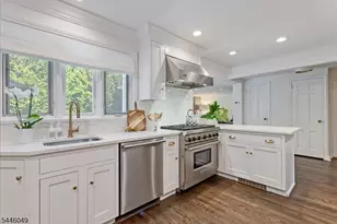 4 Marquette Rd, Montclair, NJ 07043 - Photo 17