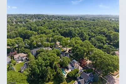 4 Marquette Rd, Montclair, NJ 07043 - Photo 45