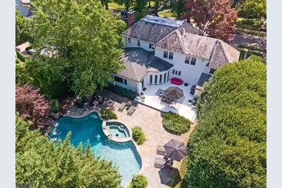 4 Marquette Rd, Montclair, NJ 07043 - Photo 41