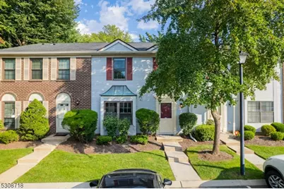 7 Kirby Ln, Franklin Township, NJ 08823 - Photo 9