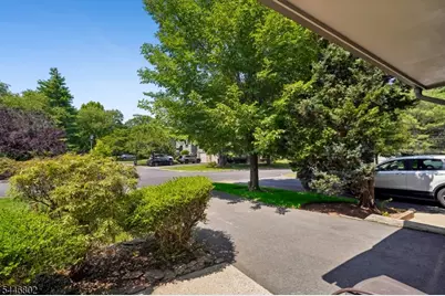 1C Brookline Ct, Montgomery Township, NJ 08540 - Photo 3
