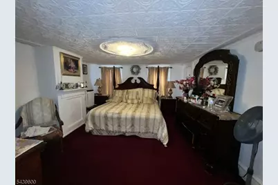393 Glenwood Ave, East Orange, NJ 07017 - Photo 5