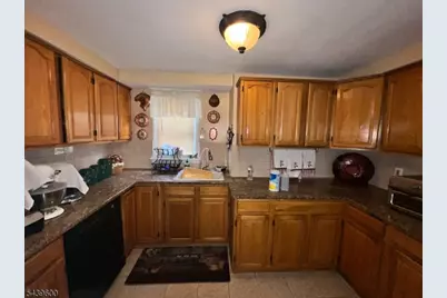 393 Glenwood Ave, East Orange, NJ 07017 - Photo 9