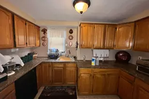 393 Glenwood Ave, East Orange, NJ 07017 - Photo 9