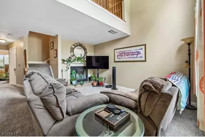 92 Ashley Ct, Bedminster Township, NJ 07921 - Photo 5