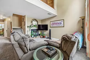 92 Ashley Ct, Bedminster Township, NJ 07921 - Photo 5