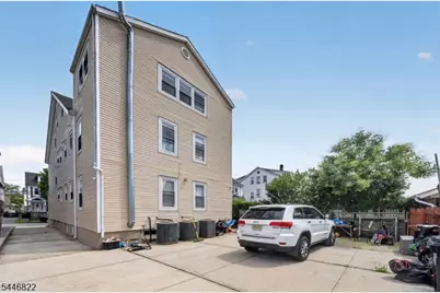 114 Peck Ave, Newark, NJ 07107 - Photo 21