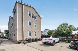 114 Peck Ave, Newark, NJ 07107 - Photo 21