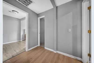 421-423 Magie Ave, Elizabeth, NJ 07208 - Photo 13