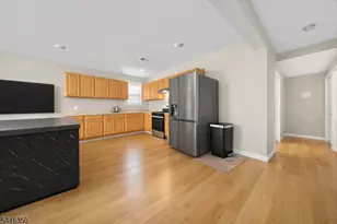 421-423 Magie Ave, Elizabeth, NJ 07208 - Photo 9