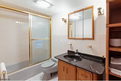 21 Maple Pkwy, Sparta Township, NJ 07871 - Photo 17