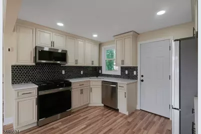 141 Lenox Ave, Irvington, NJ 07111 - Photo 23
