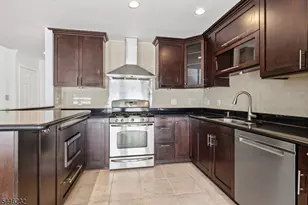 55 Heritage Ct, Montville Township, NJ 07082 - Photo 11