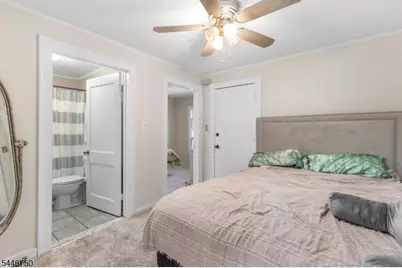 47 Lakeview Ter, Oakland, NJ 07436 - Photo 11