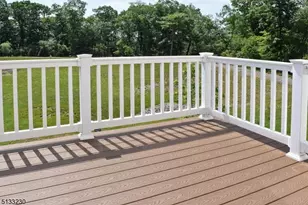 11 Shadetree Ln, Mount Arlington, NJ 07856 - Photo 11