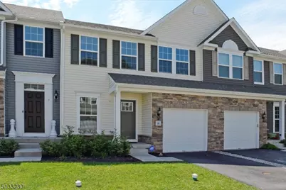 11 Shade Tree Ln, Mount Arlington, NJ 07856 - Photo 1