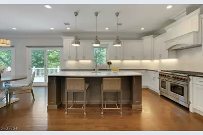 16 Exeter Rd, Millburn, NJ 07078 - Photo 15