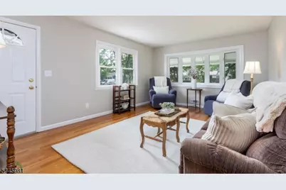 521 Dalay Pl, Bound Brook, NJ 08805 - Photo 5
