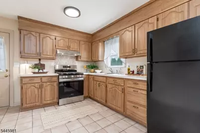 521 Dalay Pl, Bound Brook, NJ 08805 - Photo 11
