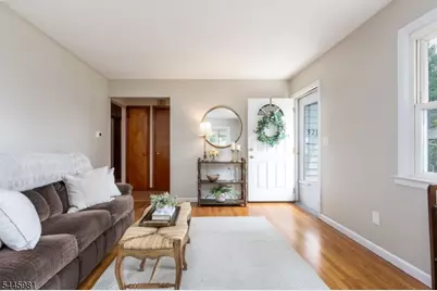 521 Dalay Pl, Bound Brook, NJ 08805 - Photo 7
