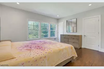 16 Exeter Rd, Millburn, NJ 07078 - Photo 19