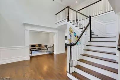 16 Exeter Rd, Millburn, NJ 07078 - Photo 5