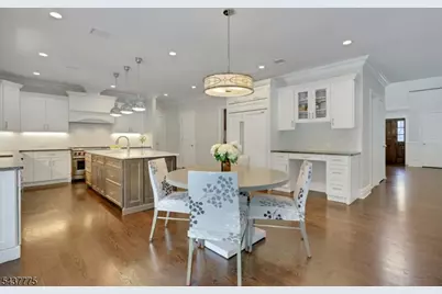 16 Exeter Rd, Millburn, NJ 07078 - Photo 13