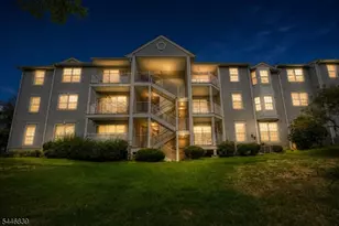 107 Rachel Ct, Franklin Township, NJ 08823 - Photo 13