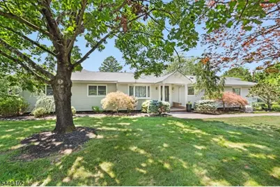 216 Glen Crest Dr, Branchburg Township, NJ 08853 - Photo 3