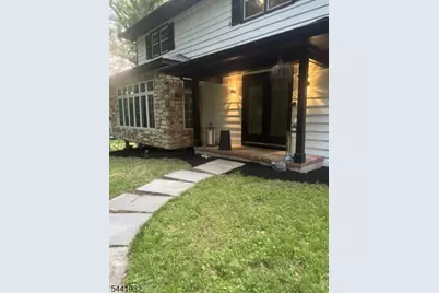43 Dodie Dr, Parsippany, NJ 07054 - Photo 3
