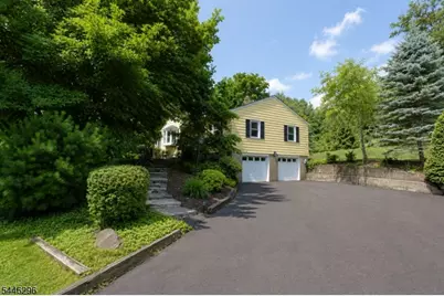 5 Crestview Dr, Bernardsville, NJ 07924 - Photo 3