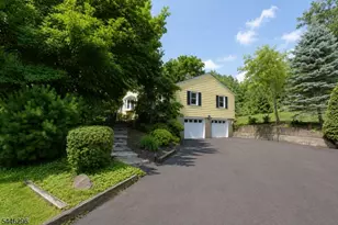 5 Crestview Dr, Bernardsville, NJ 07924 - Photo 3