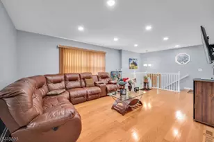 605 Corliss Ave, Phillipsburg, NJ 08865 - Photo 9