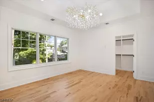 21 Maplewood Dr, Livingston, NJ 07039 - Photo 17