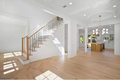 21 Maplewood Dr, Livingston, NJ 07039 - Photo 5