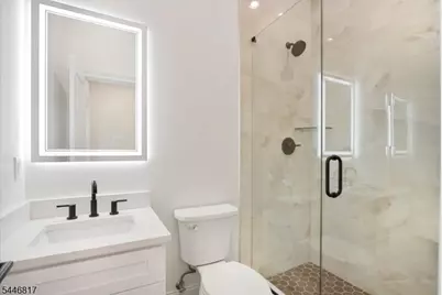 21 Maplewood Dr, Livingston, NJ 07039 - Photo 23
