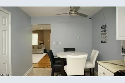 118 Devonshire Ct, Hillsborough Township, NJ 08844 - Photo 7
