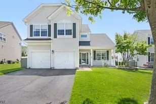 25 Rolling Rapids Ct, Hackettstown, NJ 07840 - Photo 1