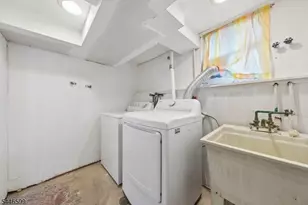 26 Lafayette Ave, East Orange, NJ 07017 - Photo 21