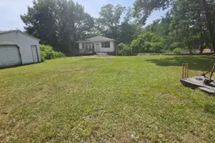 70 Wood Ave, Woodbridge Township, NJ 08830 - Photo 3
