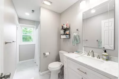 32 Headley Ave, Morris Plains, NJ 07950 - Photo 21