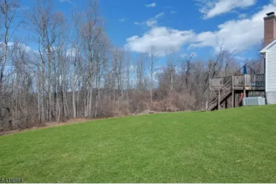 5 Noble Ct, Washington Township, NJ 07853 - Photo 37