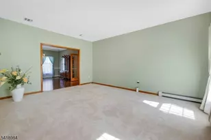 5 Noble Ct, Washington Township, NJ 07853 - Photo 7