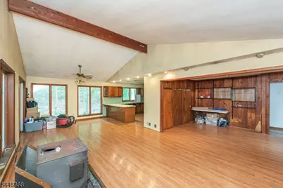 197 Snake Den Rd, Bloomingdale, NJ 07465 - Photo 7